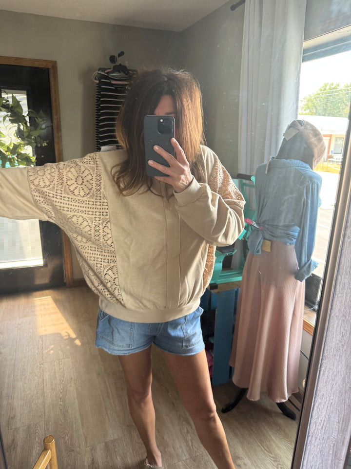 LACE & LATTE SWEATSHIRT