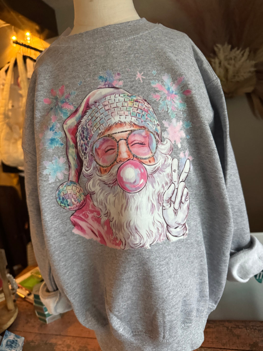 PEACE, LOVE & PEPPERMINT CREW