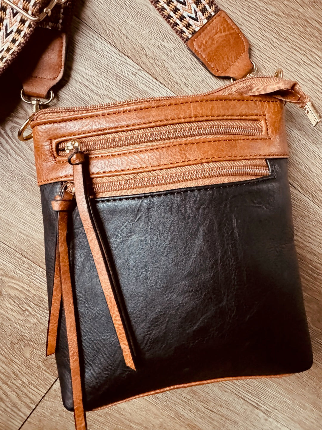 TESSA CROSSBODY