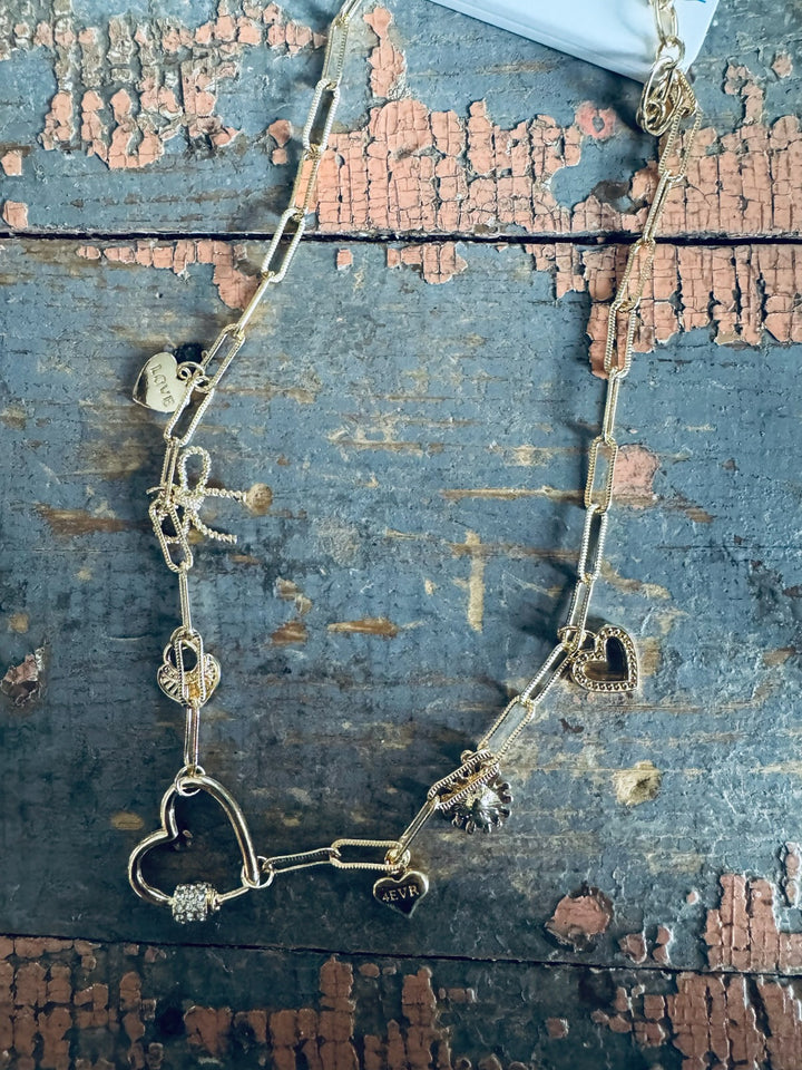 KIKI CHARM NECKLACE