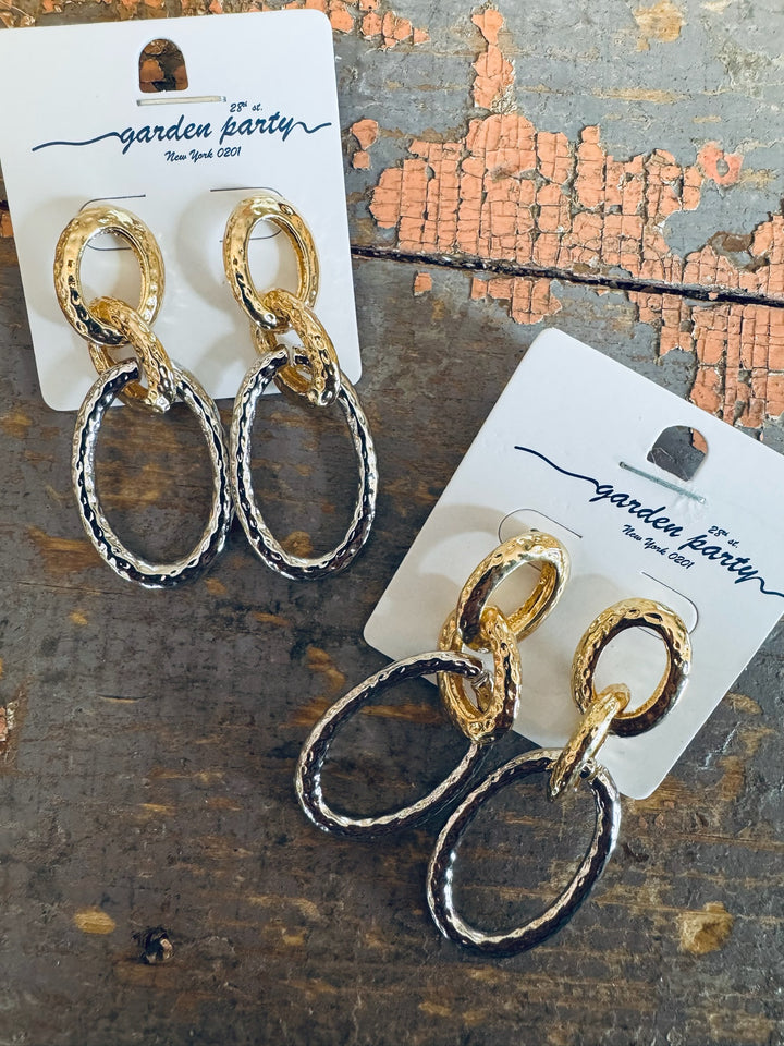 CHAIN REACTION EARRINGS