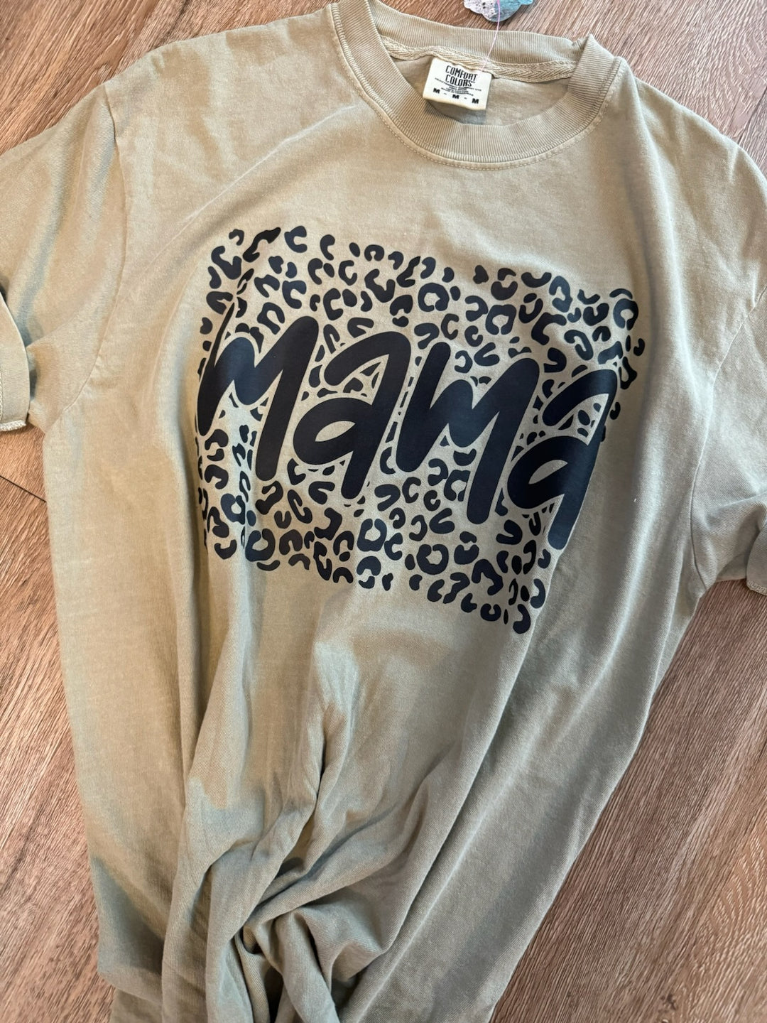 KHAKI CHEETAH MAMA TEE