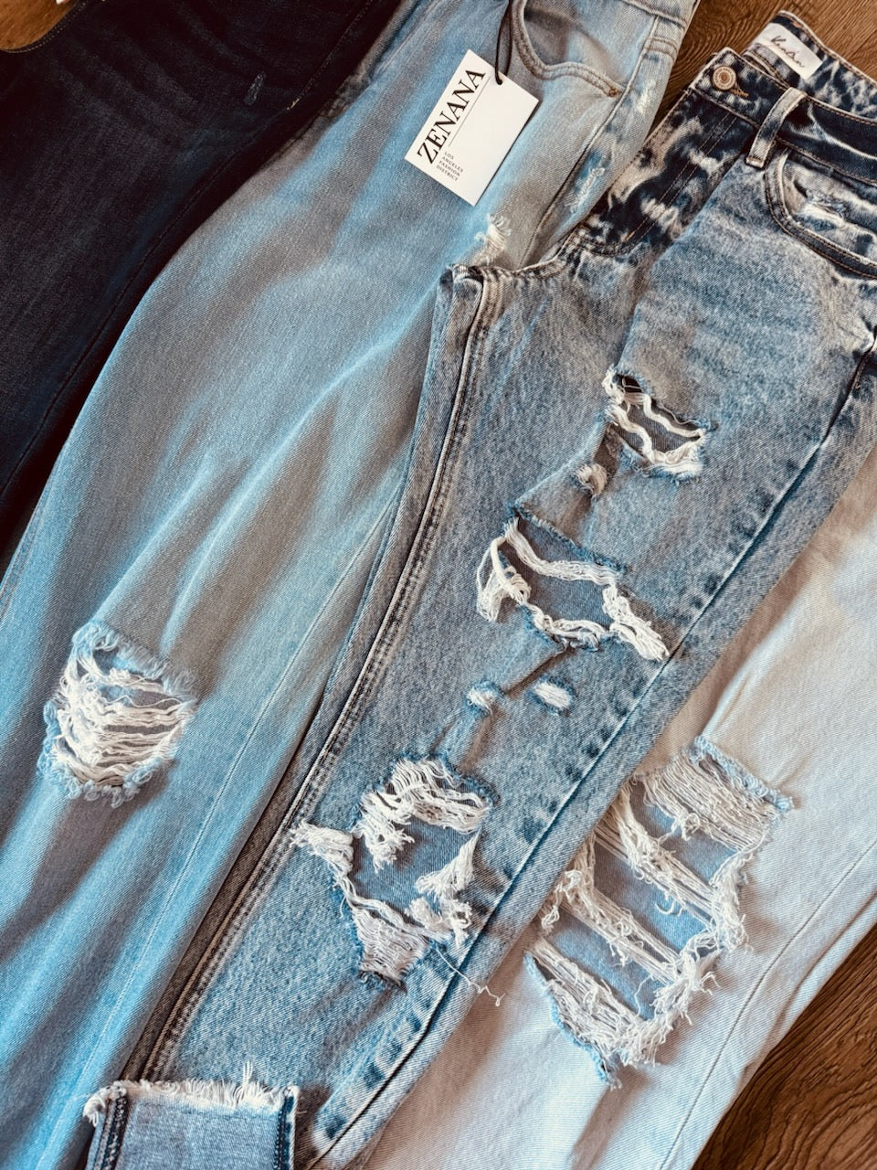 JEANS PREVIEW