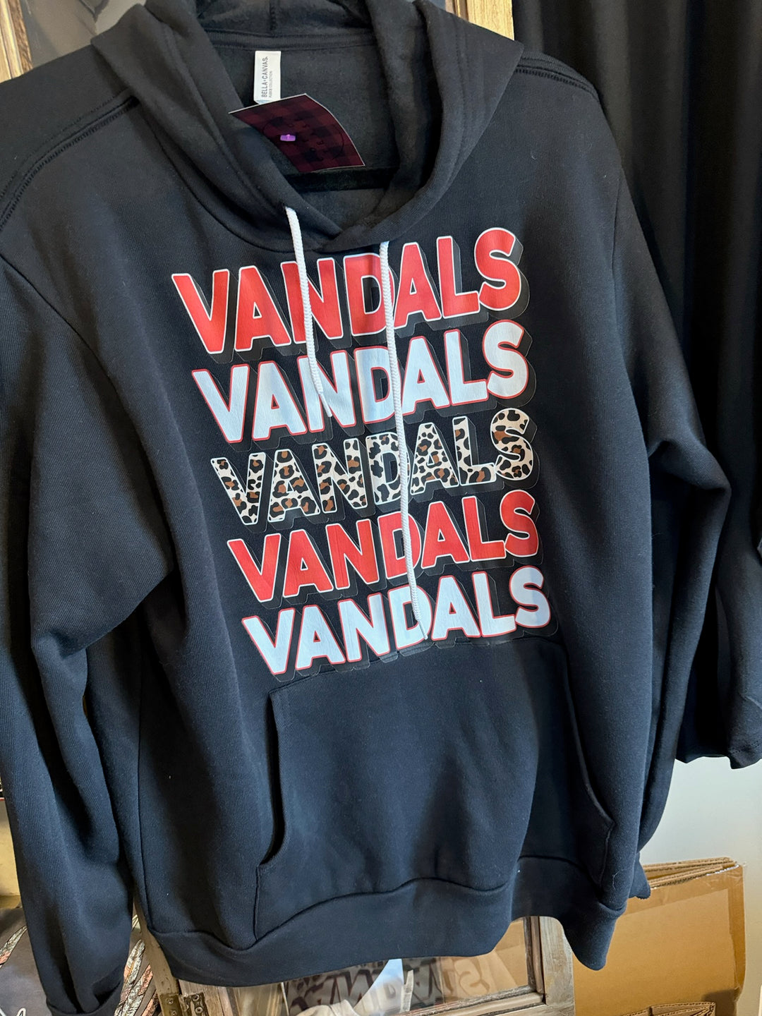 VANDALS BELLA HOODIE PRE-ORDER