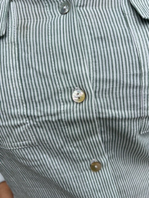 SALT & SAGE BUTTON DOWN