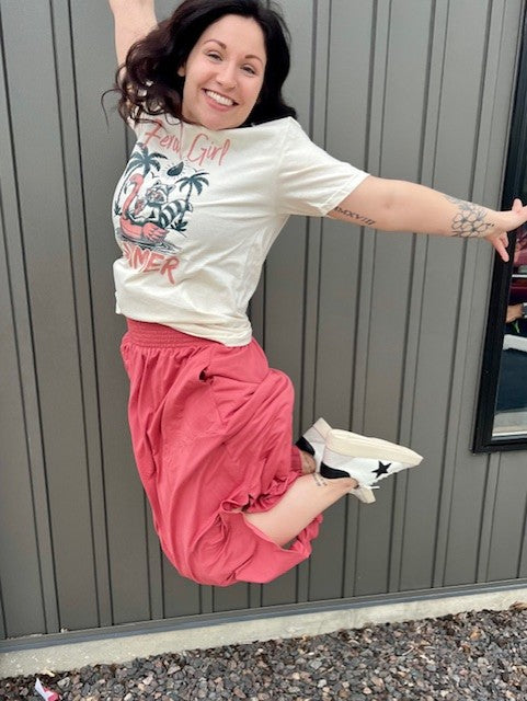 FERAL GIRL FLOATIE TEE